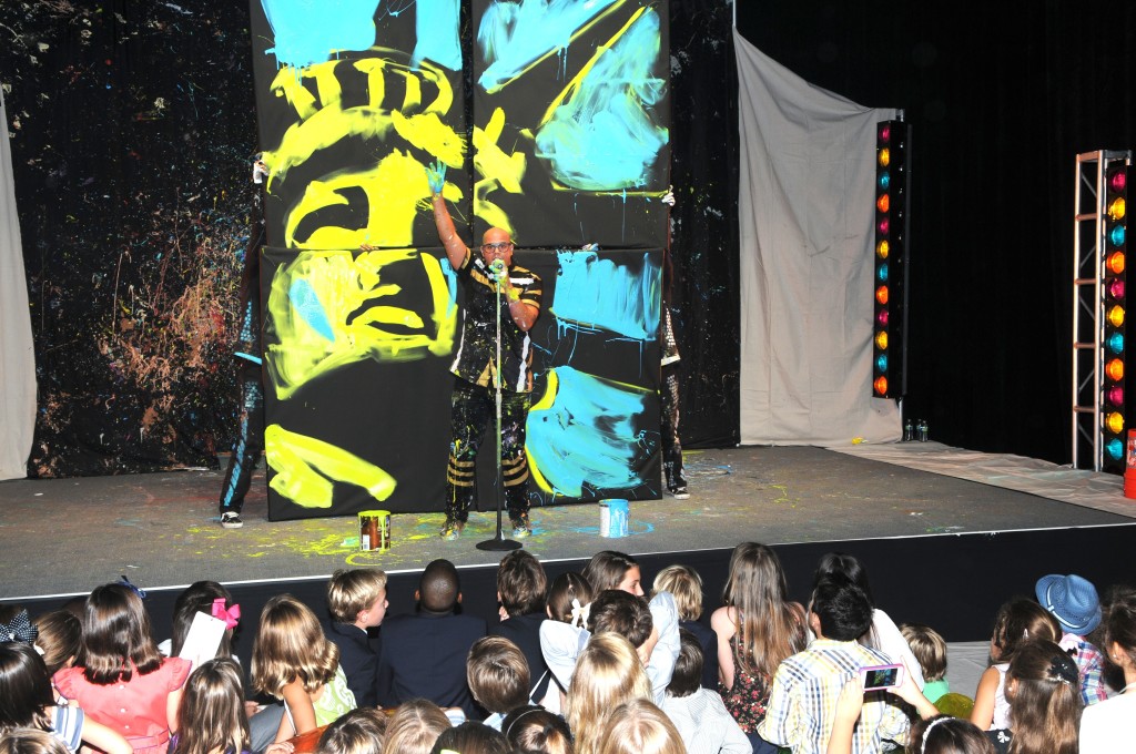 David Garibaldi paints, dances, and wows the crowd at the Arsht Families Imagination Ball - photo by manny hernandez