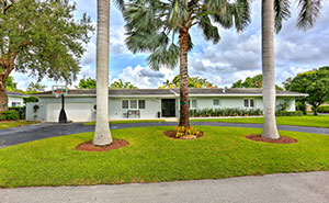 5527 SW 87 St
