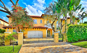 5770 La Luneta Ave