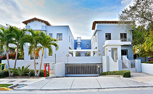5864 SW 74 Terr #D