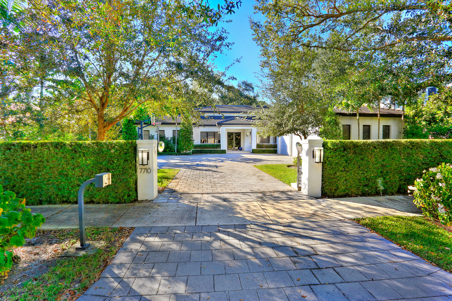 Ponce Davis Luxury Realtor